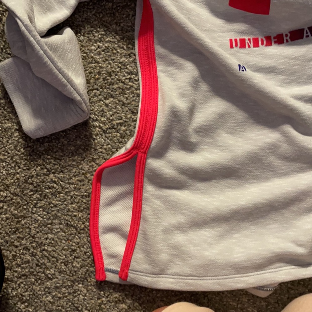 Under Armor - Picture 3 of 4